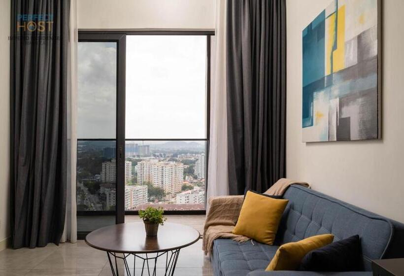 استودیوی استاندارد با چشم‌انداز شهر, Imperio Residence By Perfect Host