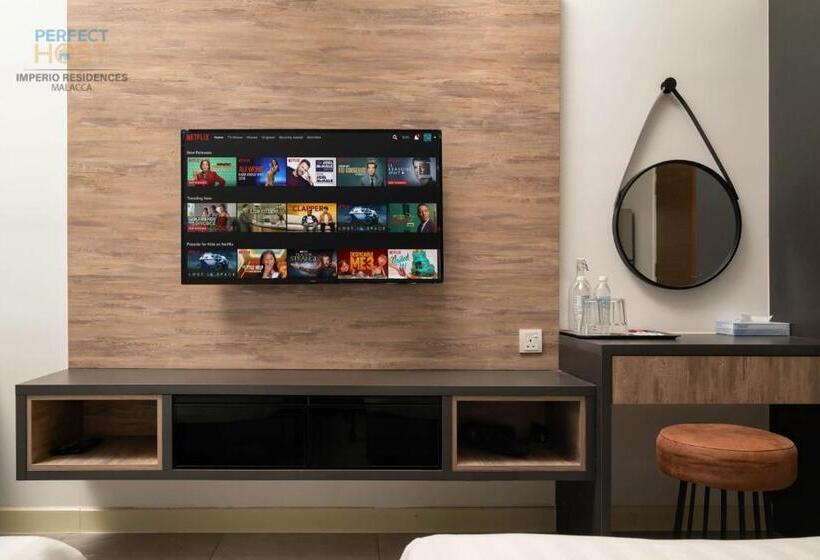 استودیوی استاندارد با چشم‌انداز شهر, Imperio Residence By Perfect Host