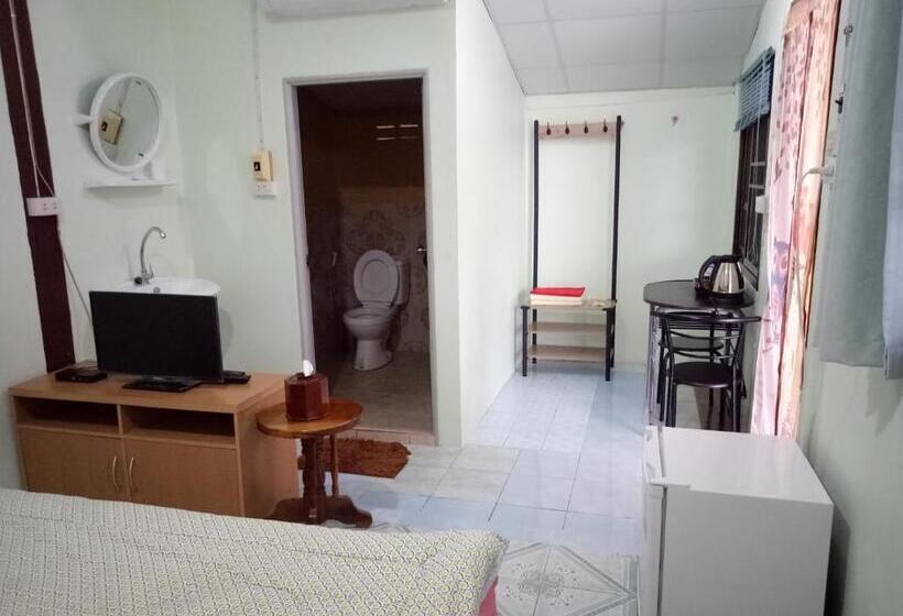 Family Room, Baan Wang Kaew