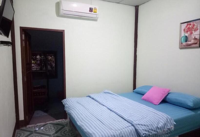 Family Room, Baan Wang Kaew