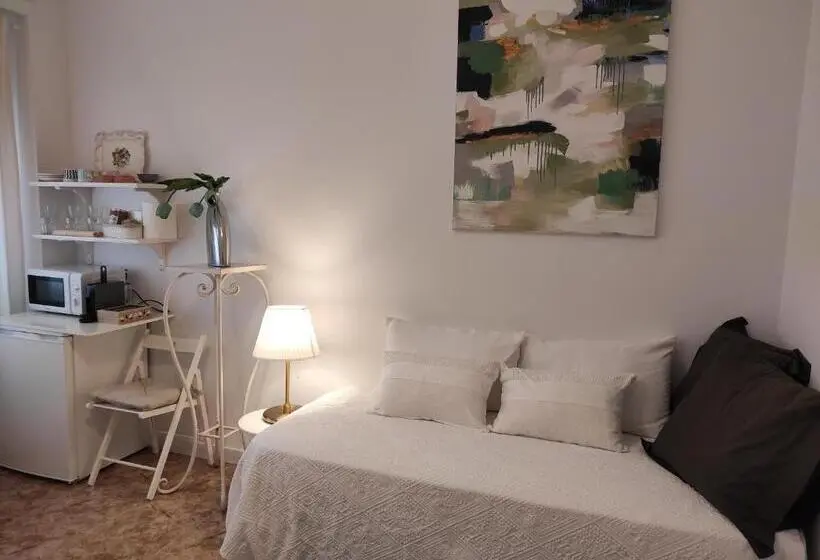 デラックススタジオ, Casa Jazmín