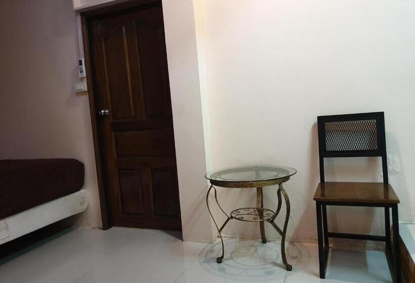 חדר סטנדרט, Nature Home