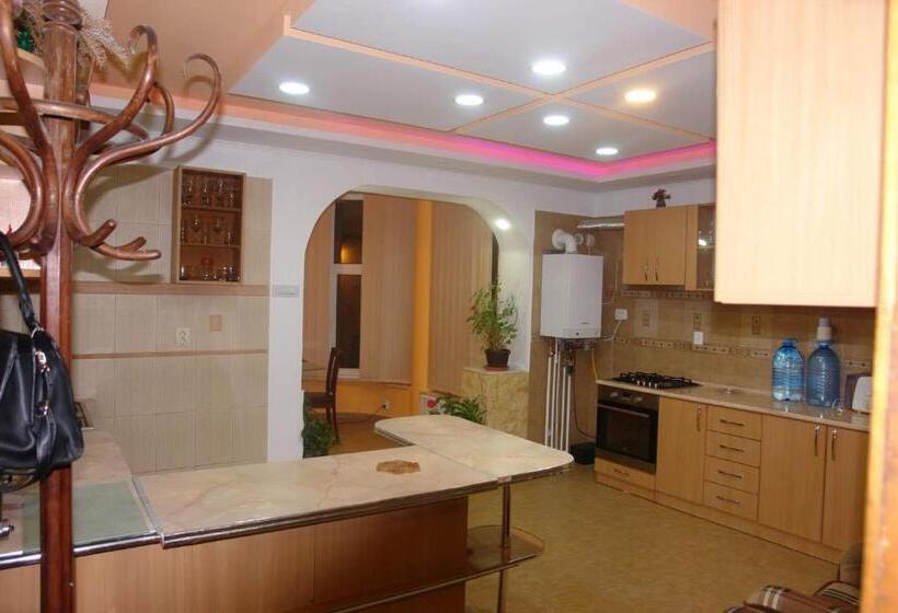 اتاق استاندارد با سرویس بهداشتی مشترک, Vila   Creta