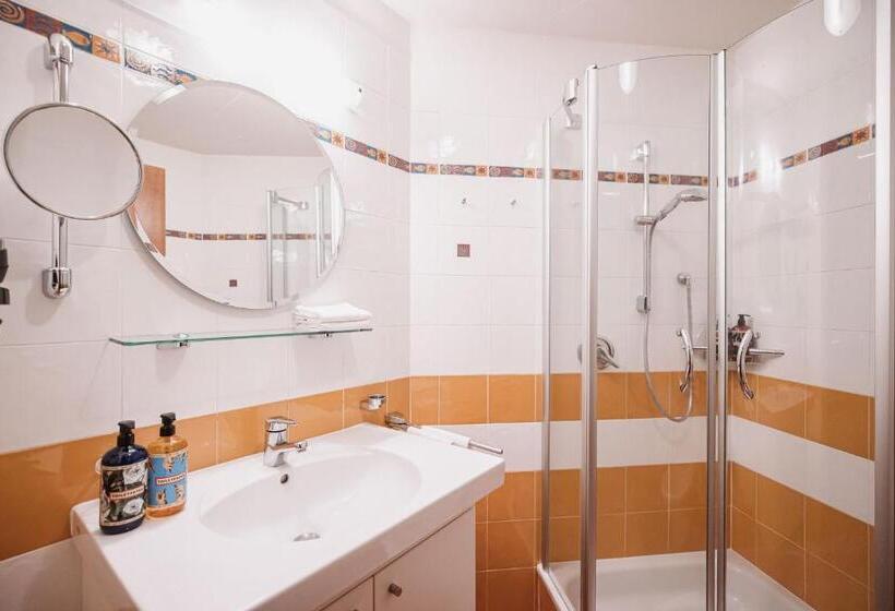 스탠다드 스튜디오, Nancy S Holiday Homes Dolomites