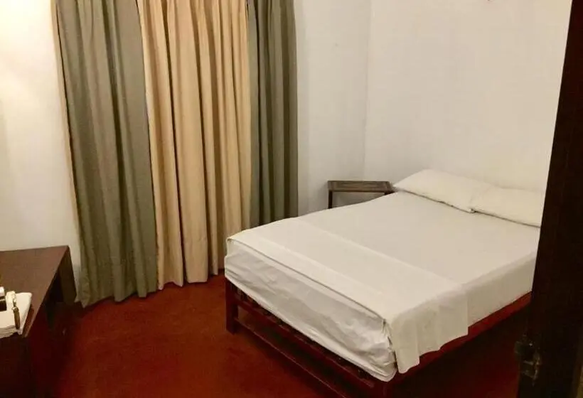 エコノミールーム, Galle Rest Home