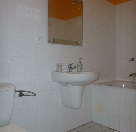 标准三人间, Penzion Hakl