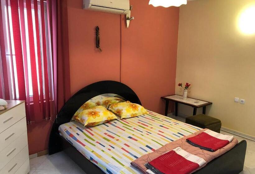 ویلای 1 خوابه با چشم‌انداز باغ, Surf House Villa Rose I Po3a L