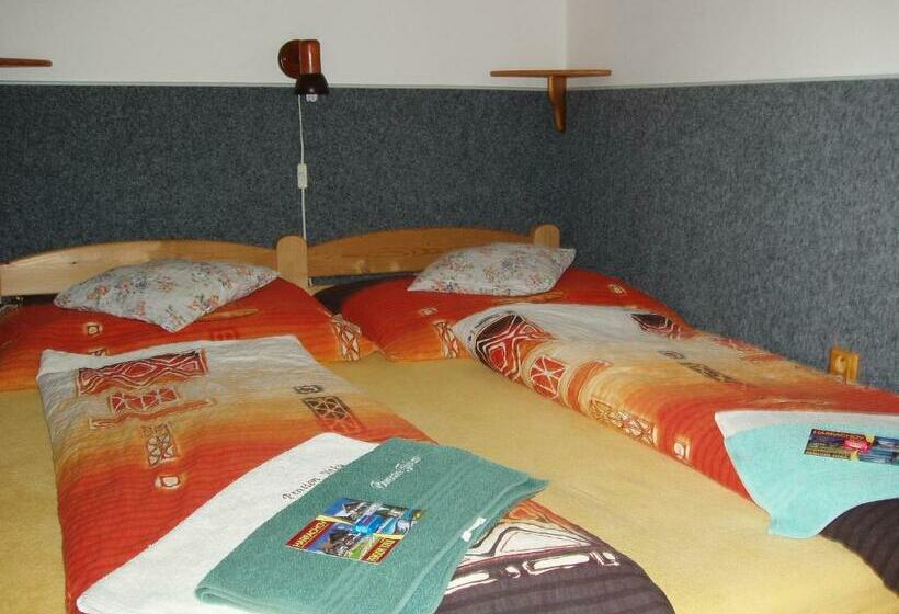 标准间, Pension Jitka