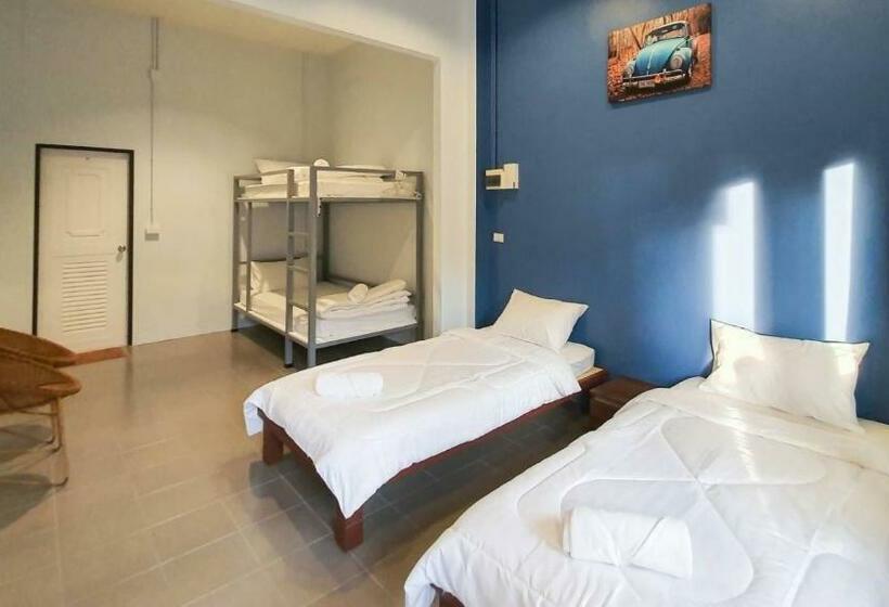 Семейный Номер, We Hostel Khaolak