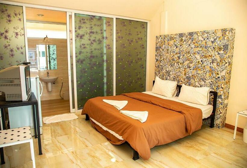 بنجلو قياسى, Yoko River Kwai Resort