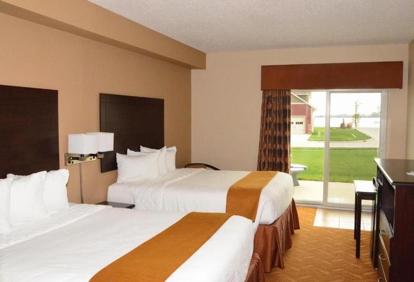 Номер Стандарт, Cobblestone Inn & Suites  Lake View