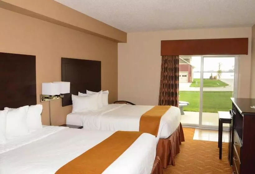 スタンダードルーム, Cobblestone Inn & Suites  Lake View