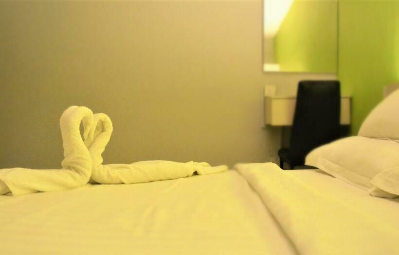 Номер Deluxe, De Uptown Hotel @ Ss2