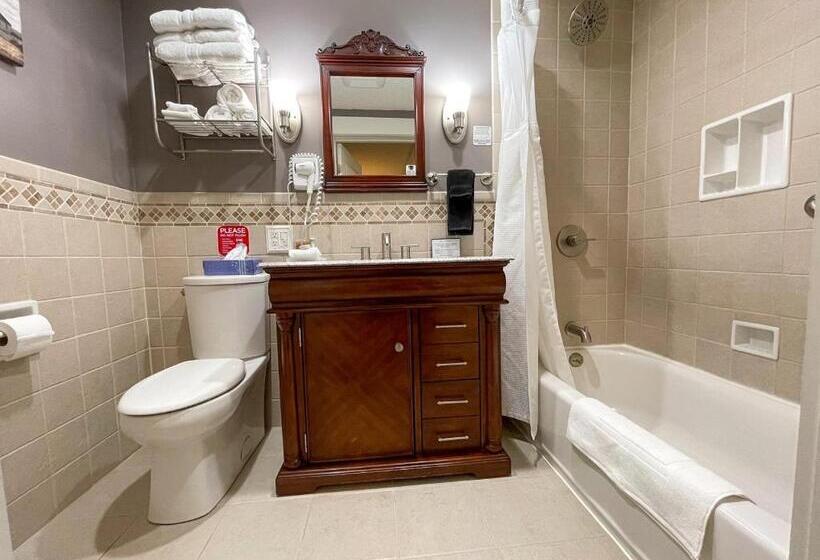 Superior Szoba King Size Bed, Dushore