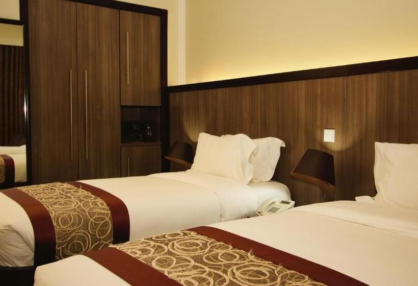 اتاق استاندارد, Elilly International