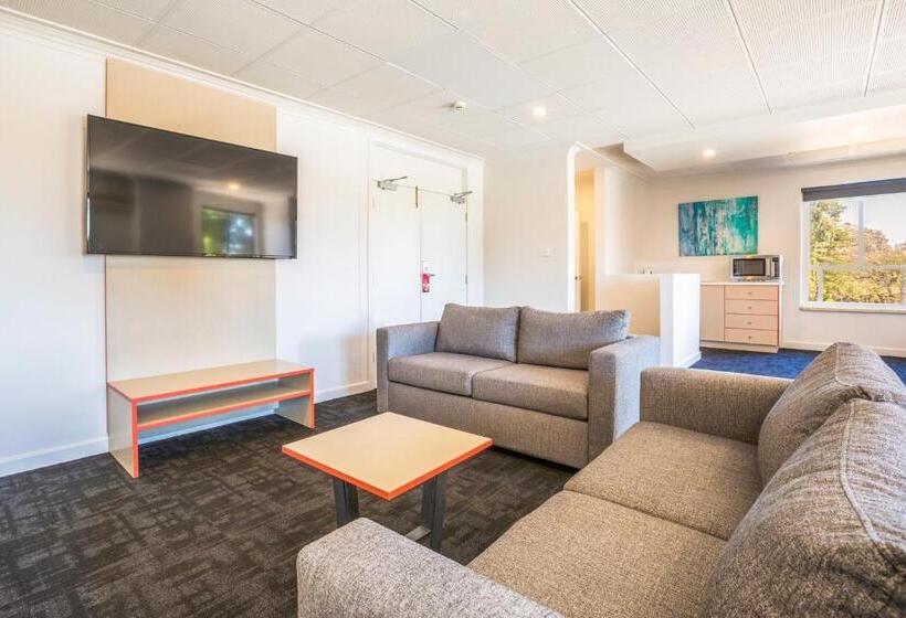 침실 2개 아파트, Nightcap At Rose & Crown