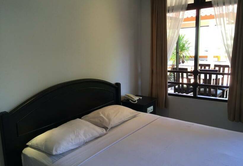 豪华房间, Sri Ratu