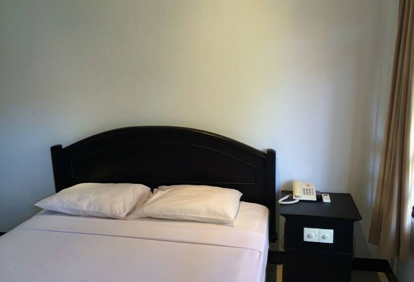 豪华房间, Sri Ratu