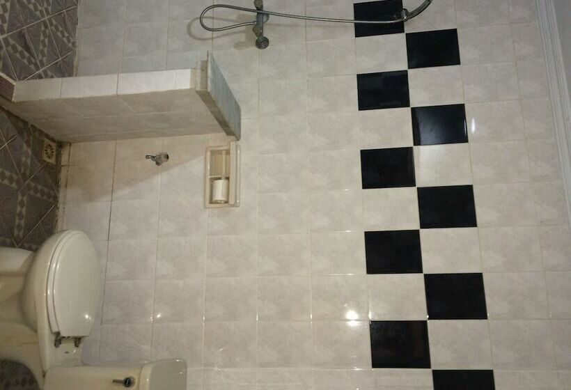 豪华房间, Sri Ratu