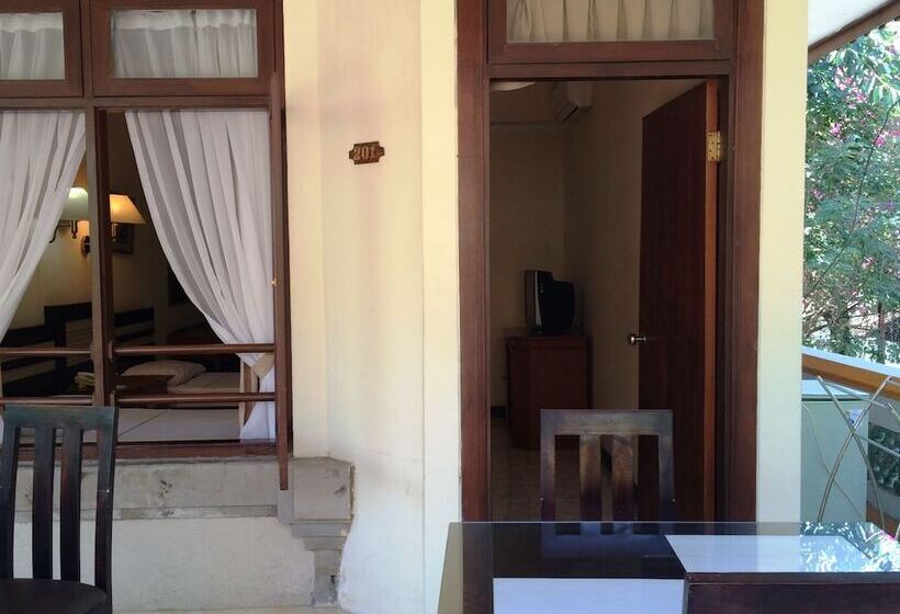 豪华房间, Sri Ratu