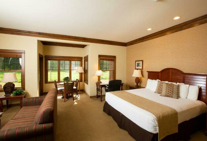 디럭스 스위트 킹 침대, Rockwell Lake Lodge