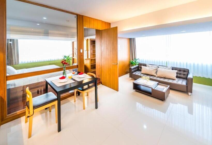 Люкс, Laemtong Serviced Apartment