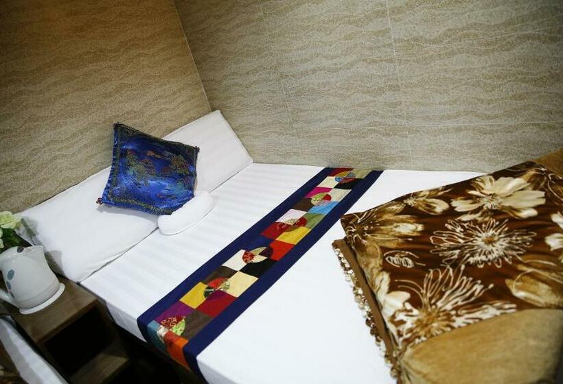 اتاق استاندارد یک نفره, Legend Guest House