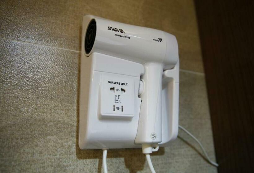 اتاق استاندارد یک نفره, Legend Guest House