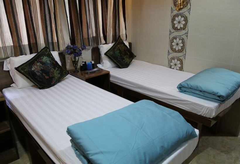 اتاق لوکس, Legend Guest House