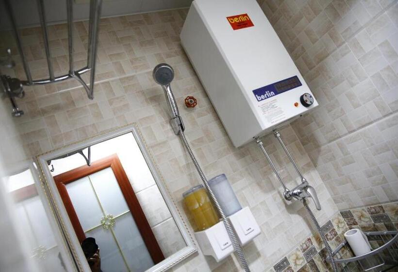 اتاق لوکس, Legend Guest House