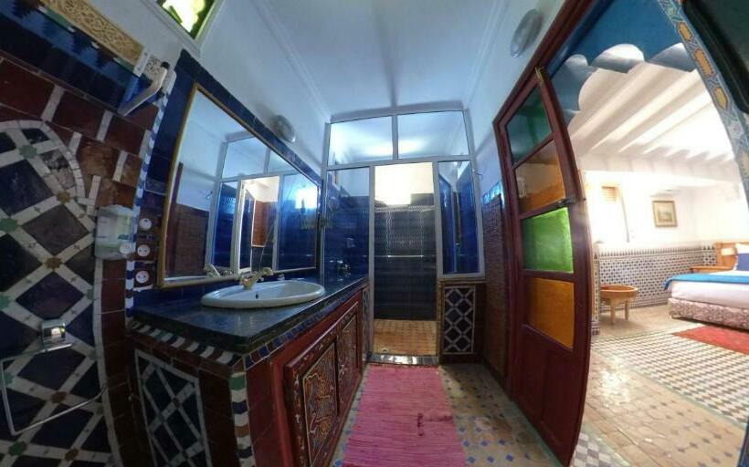 غرفة ديلوكس, Malabata Guest House