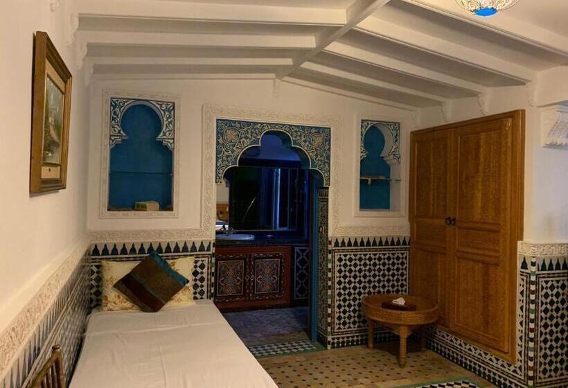 غرفة ديلوكس, Malabata Guest House
