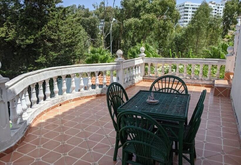 جناح رئاسى, Malabata Guest House