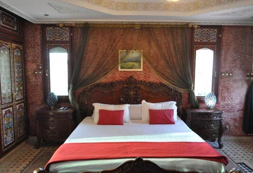プレジデントスイートルーム, Malabata Guest House
