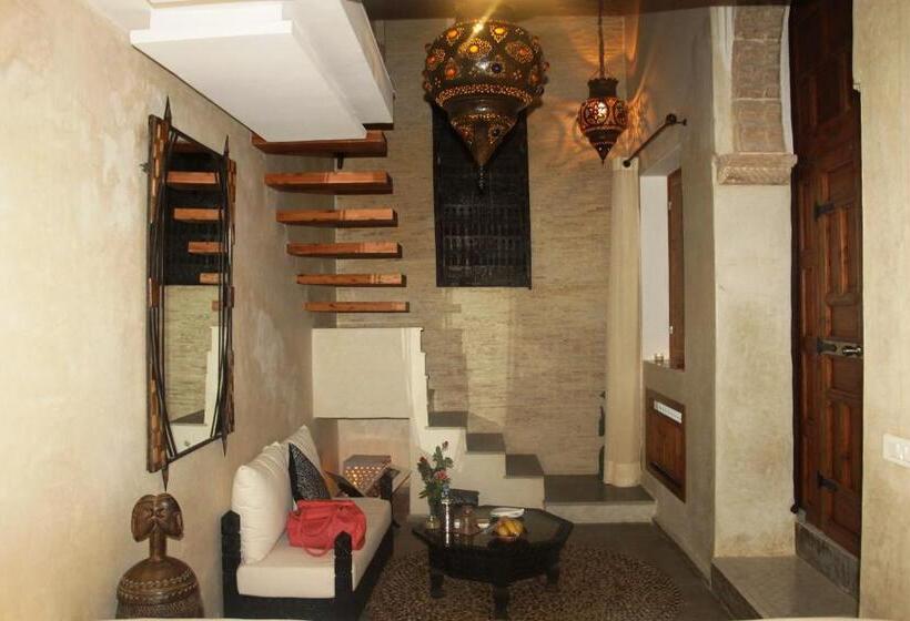 سوییت جونیور, Riad Kalaa 2