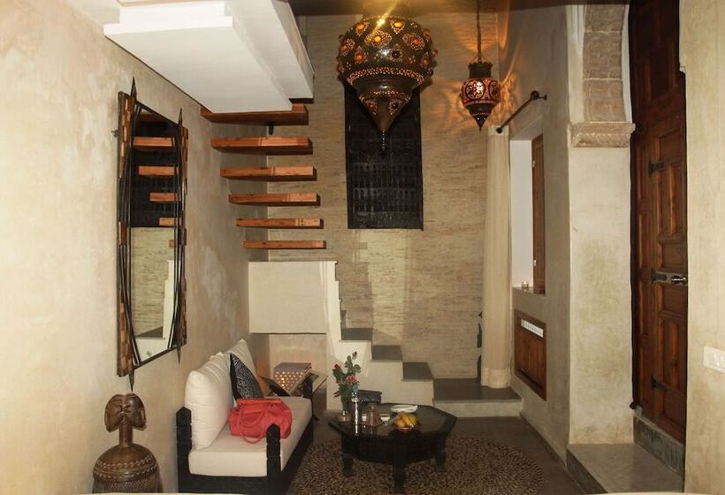 سوییت جونیور, Riad Kalaa 2