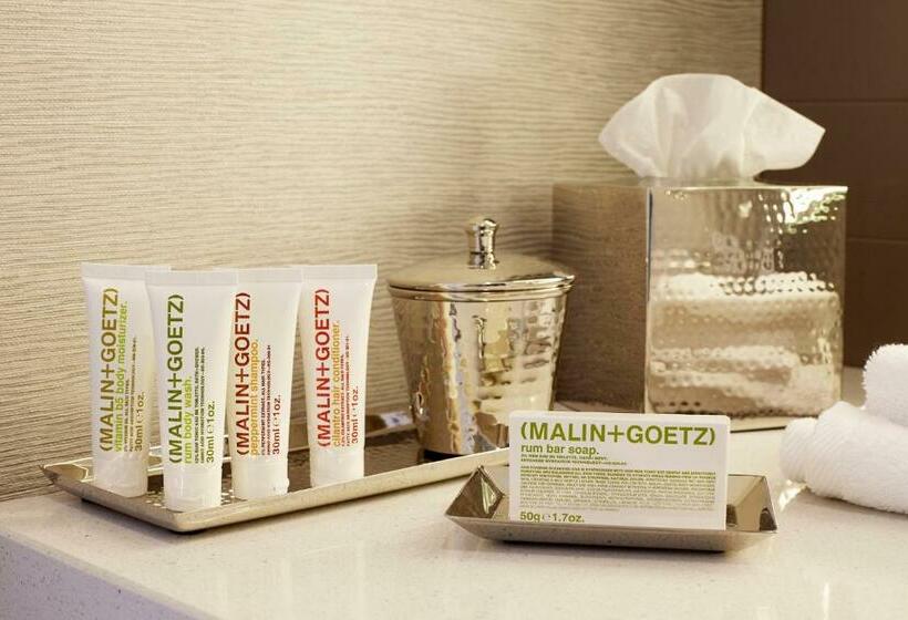 جناح سرير كينج, Archer Hotel Austin