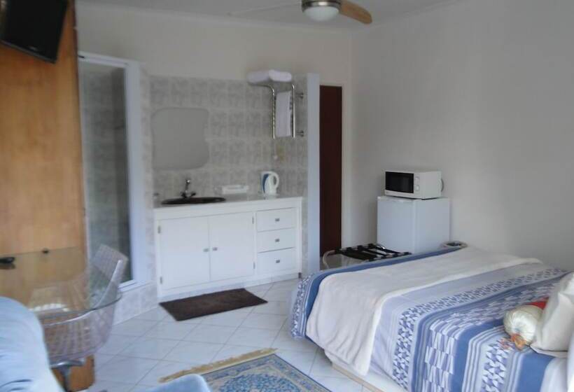 اتاق لوکس, Bluewater Beach Accommodation