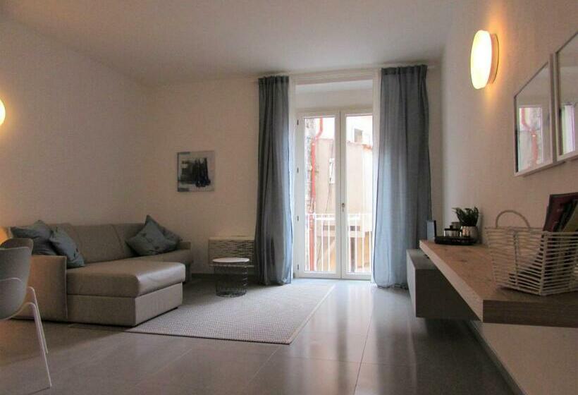 شقة غرفة واحدة, Le Terrazze