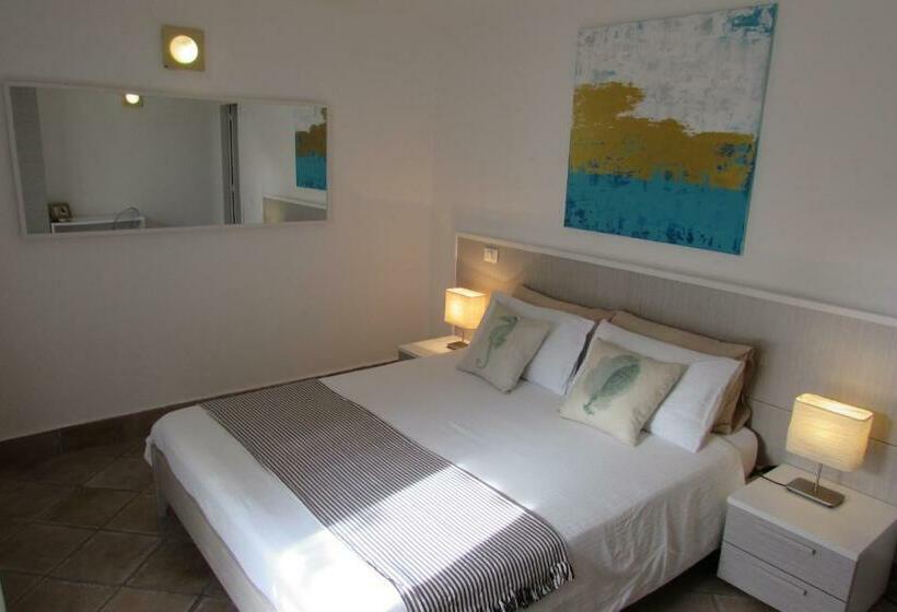 غرفة قياسية, Le Terrazze