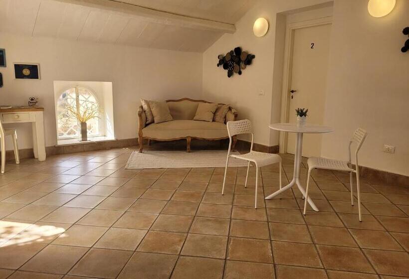 غرفة قياسية, Le Terrazze