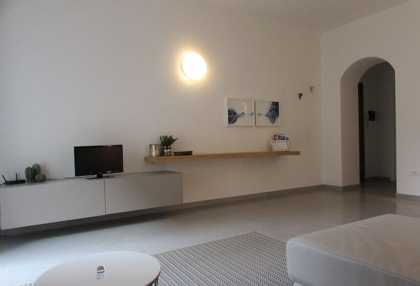 شقة غرفة واحدة, Le Terrazze