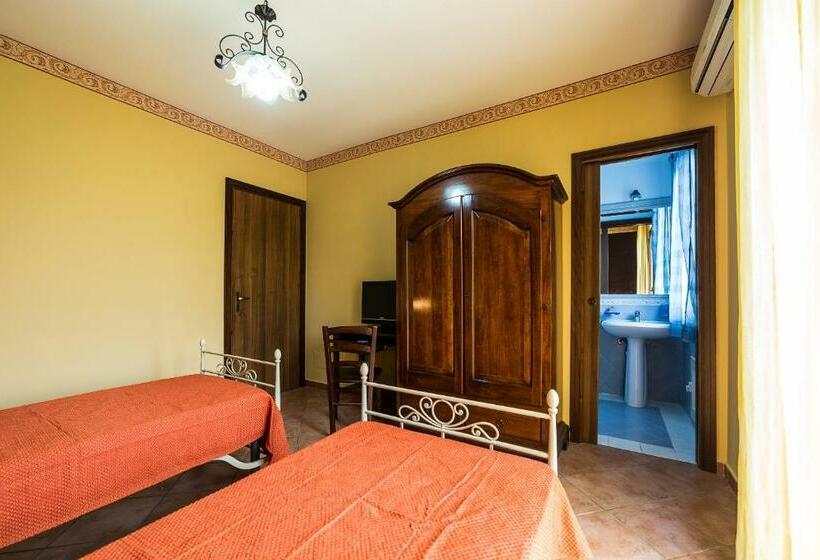 Номер Стандарт, Bed And Breakfast Marina D Aspra