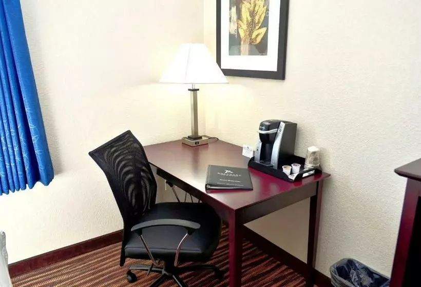 スタンダードルーム, Cobblestone Inn & Suites  Monticello