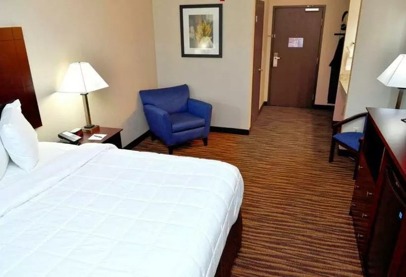 キングサイズベッドのスタンダードルーム, Cobblestone Inn & Suites  Monticello