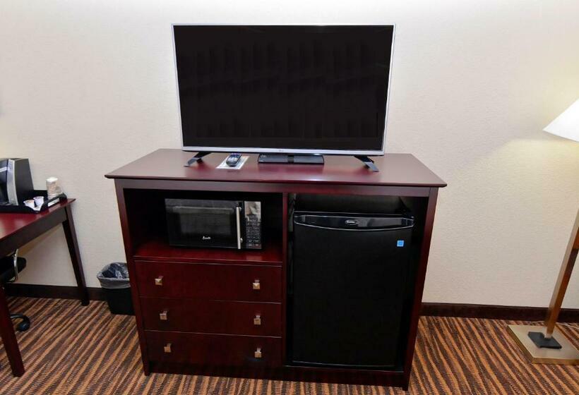 Стандартный Номер Кровать Кинг, Cobblestone Inn & Suites  Monticello