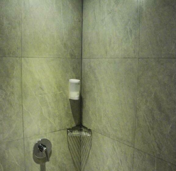 スーペリアールーム, D Max Hotel & Convention Lombok