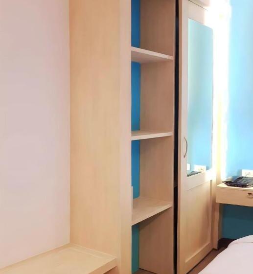 Quarto Deluxe com Sacada, Icheck Inn Chill Patong