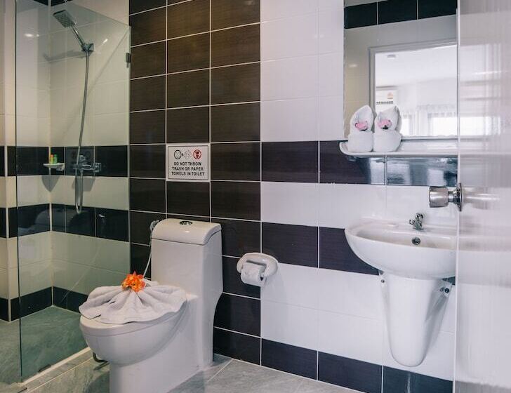 Quarto Superior, Icheck Inn Chill Patong