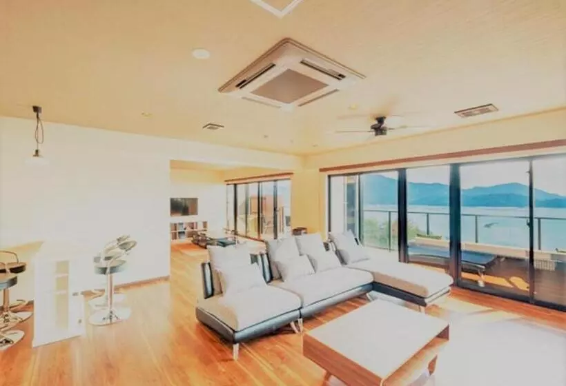 オーシャンビューデラックススイート, Livemax Resort Miyahama Ocean View